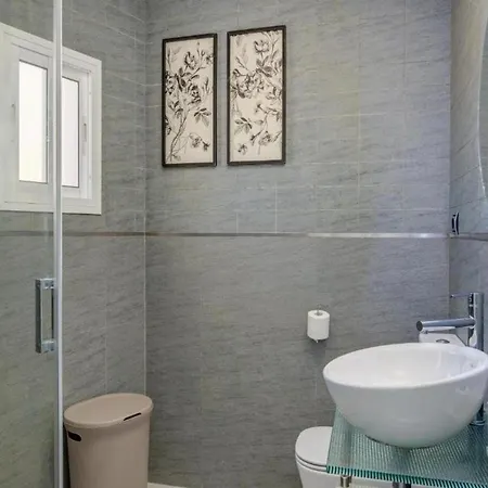 Faro's Atico Tribuna Apartment
